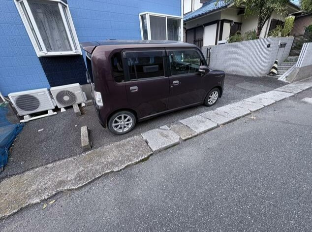 グレイスキゲツの駐車場