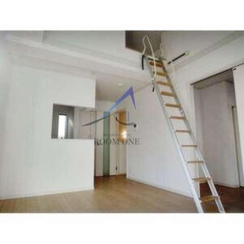 カーサクルミの居間・リビング|洋室のお部屋です。