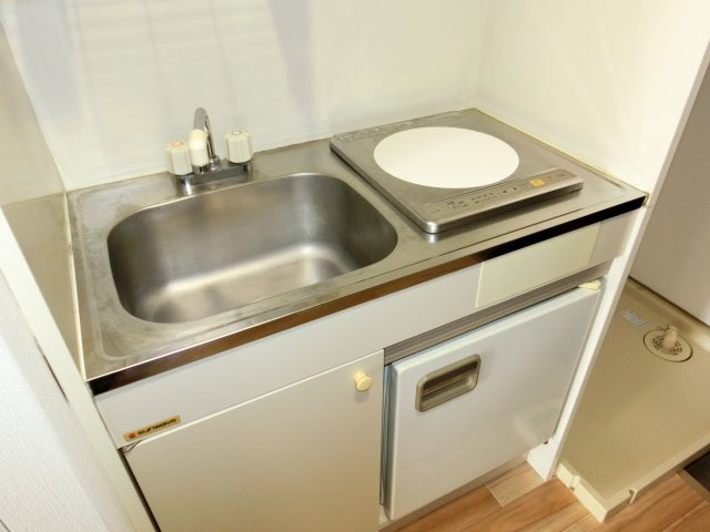 リンデンホーフのキッチン|別部屋同タイプのお写真です。