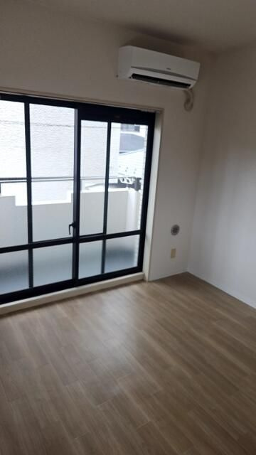 相模原市中央区矢部４丁目の賃貸マンションの居間・リビング