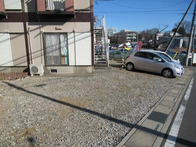 パナハイツスズキの駐車場