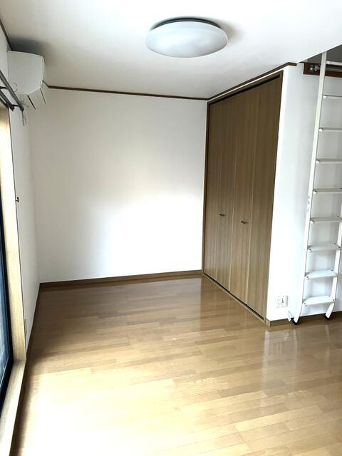 コーポ佳輝の寝室