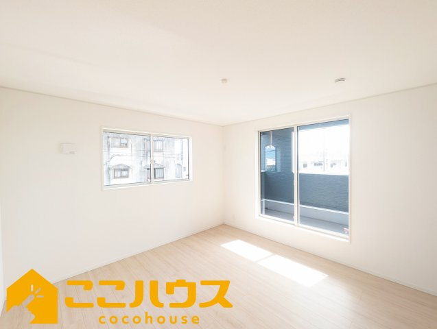 読谷村大木第４　クレイドルガーデン　新築戸建て　全３棟　3号棟の寝室|寝室8.5帖
