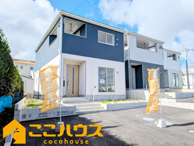 読谷村大木第４　クレイドルガーデン　新築戸建て　全３棟　3号棟の外観|防犯カメラが付いたセキュリティの高いお家です！