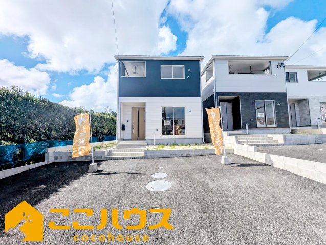 読谷村大木第４　クレイドルガーデン　新築戸建て　全３棟　3号棟の駐車場|駐車並列3台