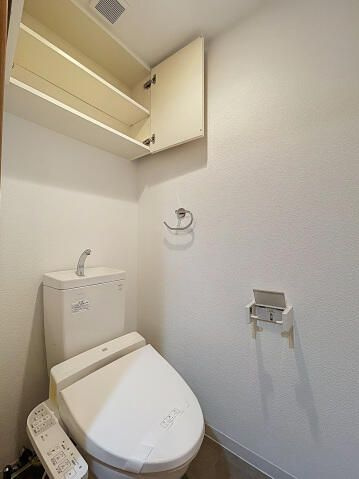 スカイコートヌーベル入谷のトイレ