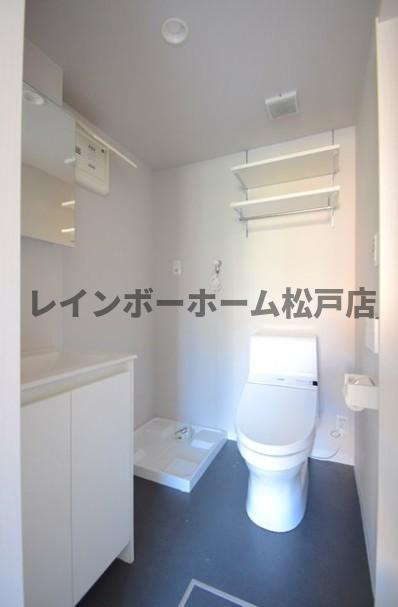 仲介手数料（賃料の1.10ヵ月）の50％OFF対象物件！のトイレ