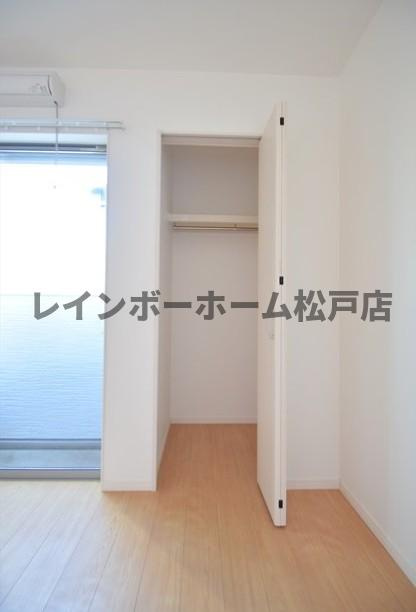 仲介手数料（賃料の1.10ヵ月）の50％OFF対象物件！の収納