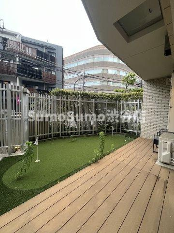 A-standard渋谷桜丘のバルコニー|落ち着いた時間を過ごせるバルコニーです