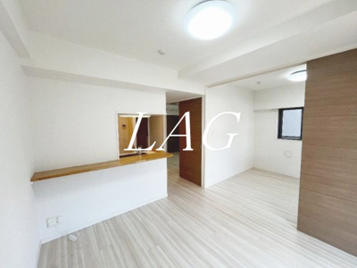 【居間・リビング】 | フォースター入谷 | 洋室のお部屋です。