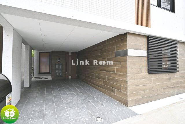 CASA SERENAのエントランス