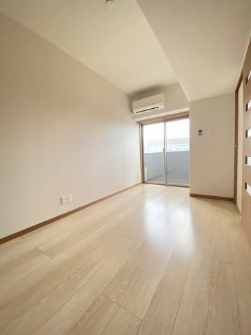 ロイヤルコンフォート渡辺通　春吉小学校区の居間・リビング|ロイヤルコンフォート渡辺通