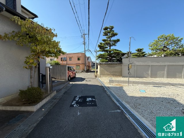 ◆貝塚市麻生中　新築一戸建ての前面道路含む現地写真|周辺は落ち着いた街並みの住宅地！子育てがしやすい住環境です！まだ未完成ですが、現地でしかわからない事もございます。是非一度ご覧ください。