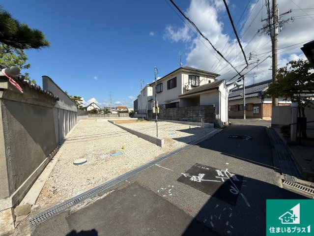 貝塚市麻生中　新築一戸建ての外観|現在建築中！落ち着いた街並みで新生活を始めることが出来そう！周辺の物件も併せてご紹介させて頂きます！