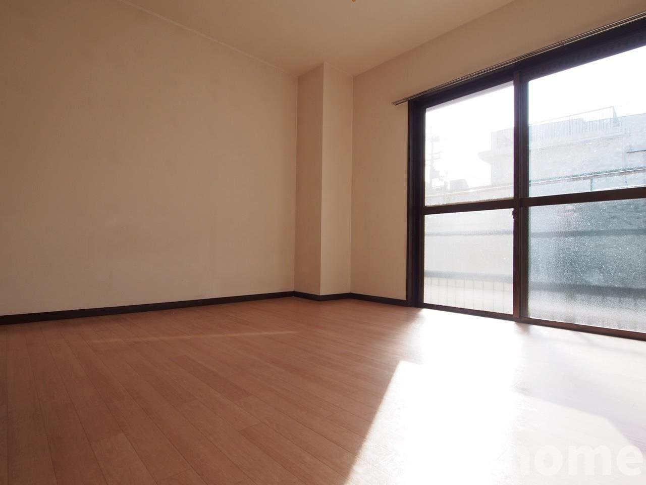 キャッスルコートの寝室|落ち着いて過ごせるお部屋なので、寝室にいかがでしょうか