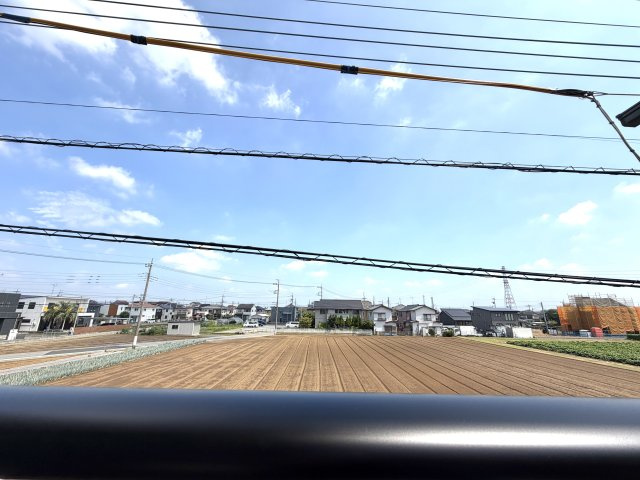 越谷市平方L１号棟　新築戸建の展望|季節の移ろいを感じられる見晴らしの良い眺望。朝の空気もとても爽やかです。