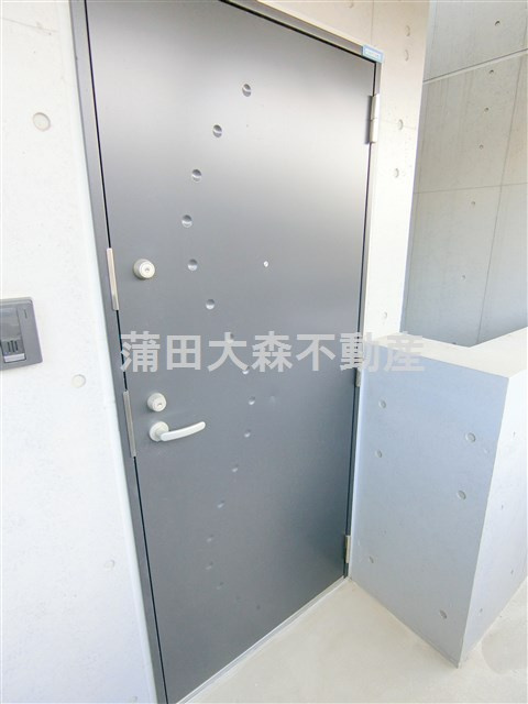 ヴァンテジオ蒲田の玄関