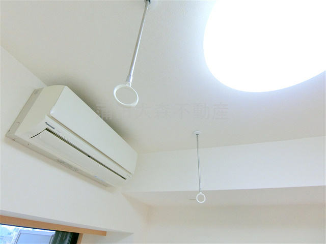 ルーブル大鳥居参番館の設備|室内物干し　エアコン
