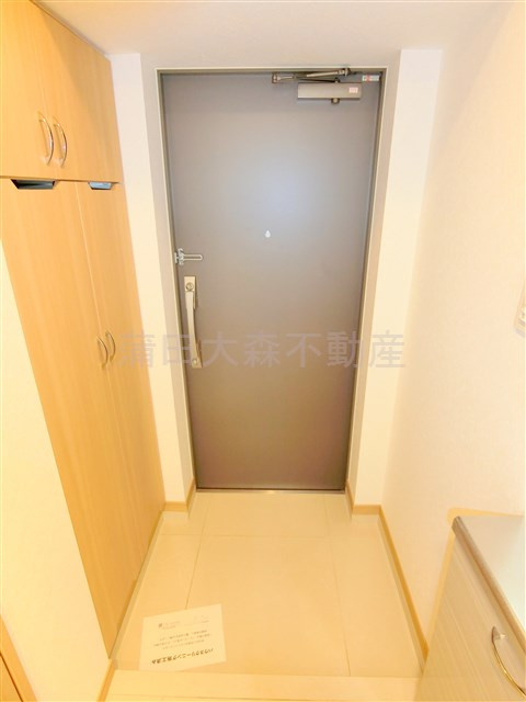 ルーブル大鳥居参番館の玄関
