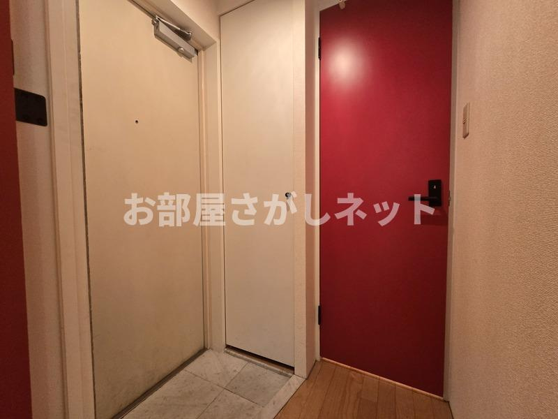 MODULOR中野新橋WEST【おとり物件なし】#学生・社会人にオススメ！初期費用分割払いOK！の玄関