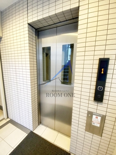 ロッツエン八丁堀のその他共用部分|エレベーターです。