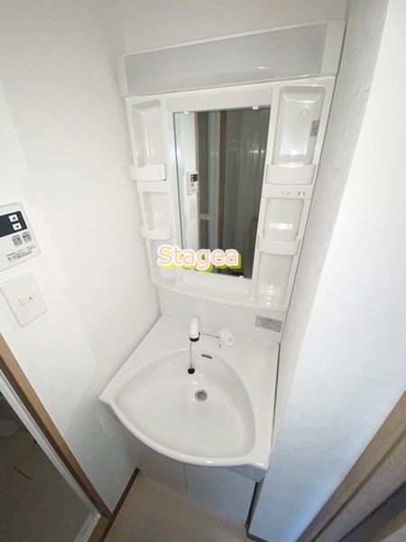 モンターナ元町の洗面所|他号室参考写真