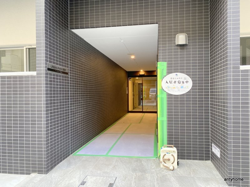 アーバンパーク難波南　仲介手数料無料のエントランス