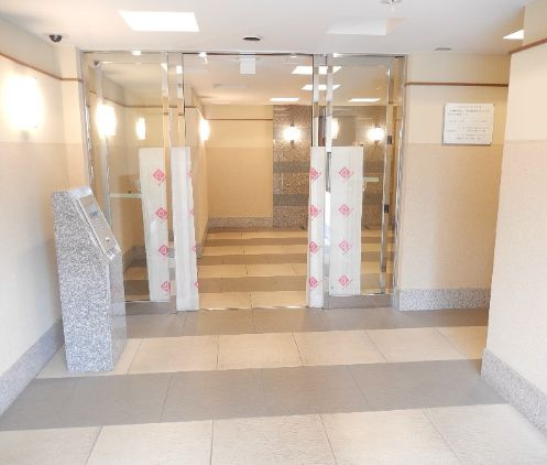 プレスタイル菊川のエントランス