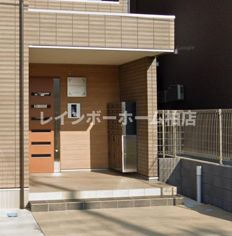 特典：仲介手数料が50％OFFです‼のエントランス|落ち着いたエントランスです