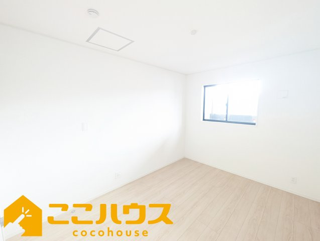 沖縄市胡屋第1　クレイドルガーデン　新築戸建て　全13棟　9号棟の洋室|洋室6帖
