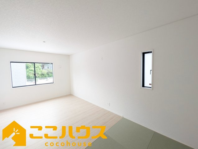 沖縄市胡屋第1　クレイドルガーデン　新築戸建て　全13棟　9号棟の居間・リビング|LDK17帖
