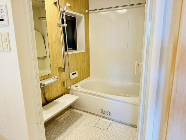 マイキャッスル椚田の浴室|～新規交換したキレイなバスルーム　気持ち良く湯船に浸かる事が出来ます～