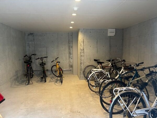 【駐車場】ALPHA GRANDE札幌南4条