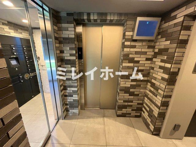 スクエアシティ大森ウエストのエントランス