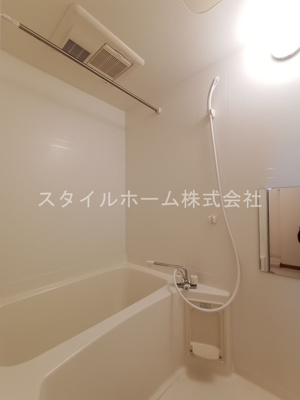 【浴室】 | コーポシーダーローズ | 別部屋写真です。