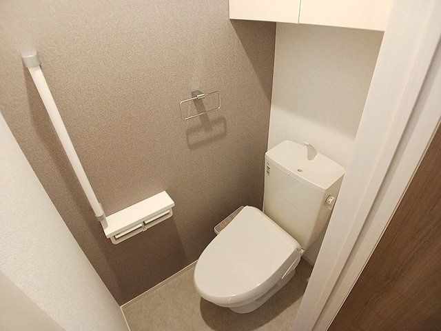 ニューローズつくばＡ棟のトイレ|コンパクトで使いやすいトイレです