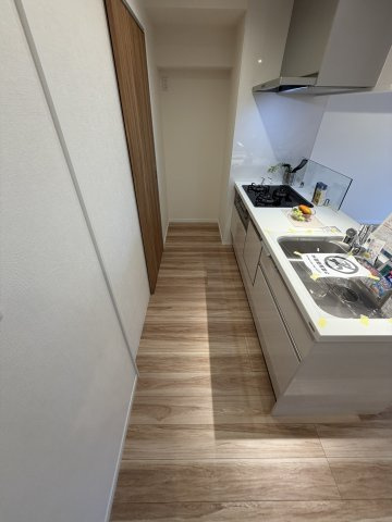 新宿区新宿１丁目の中古マンションのキッチン