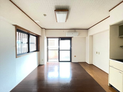  | ライオンズマンション泊第3