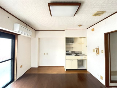  | ライオンズマンション泊第3