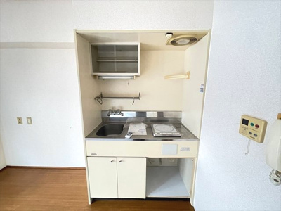  | ライオンズマンション泊第3