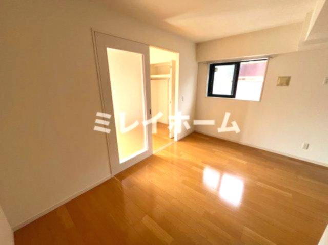 ガーデンハウスの居間・リビング|同建物内、別のお部屋の参考写真になります。
