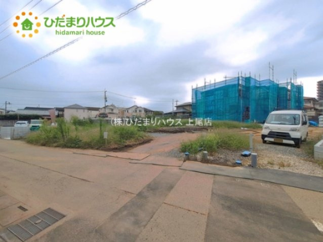 上尾市緑丘1期　新築戸建　03の前面道路含む現地写真|10/5　撮影