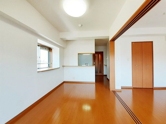 ＳｕｎＥａｓｔ大橋の居間・リビング