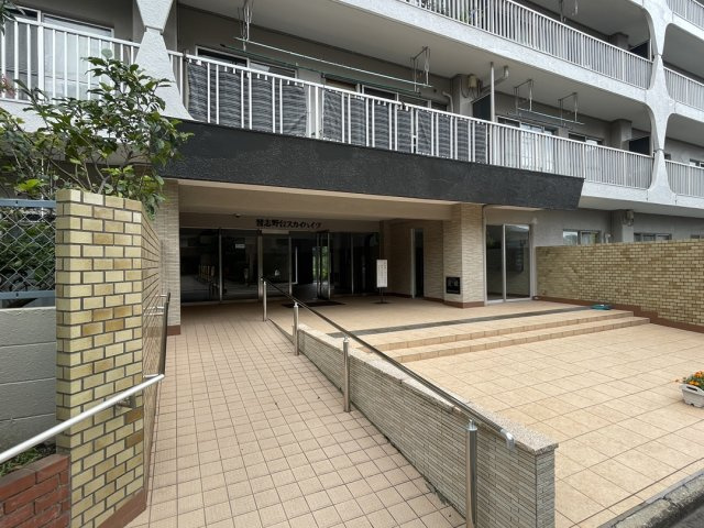 習志野台スカイハイツのエントランス|共用部・エントランス