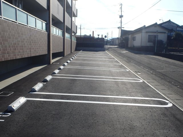 ルミナス下川東の駐車場|ルミナス下川東の駐車場