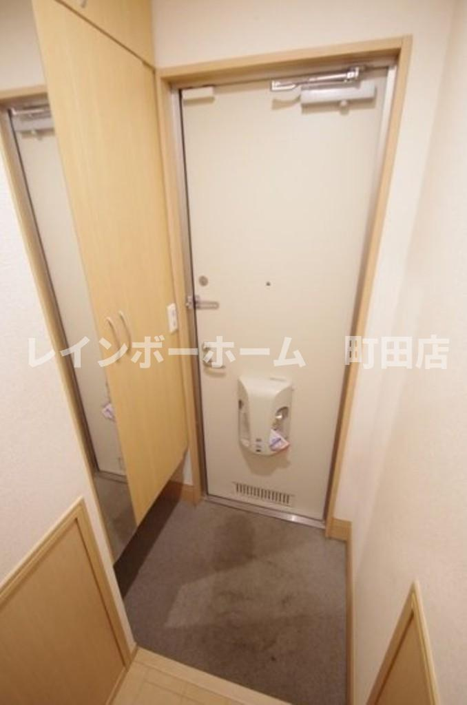 リールセゾンC※初期費用分割あと払いサービス利用可能物件の玄関