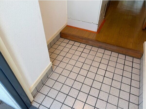 ブレークスルー中平の玄関