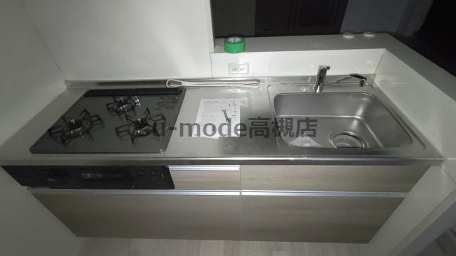 エクセル総持寺のキッチン