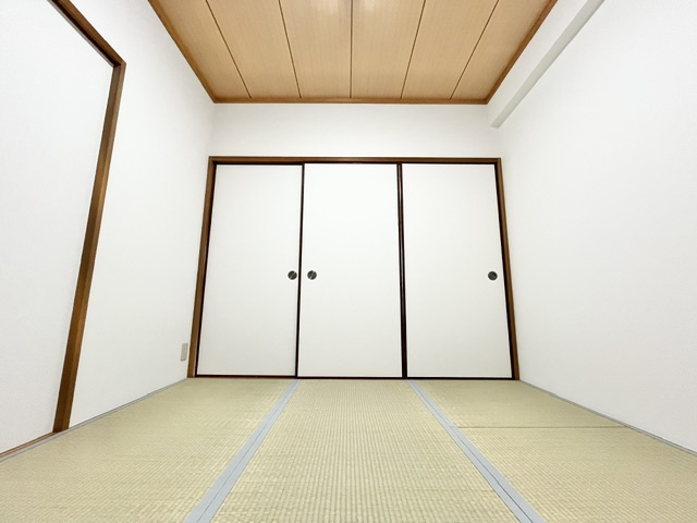 パストラル和泉の和室
