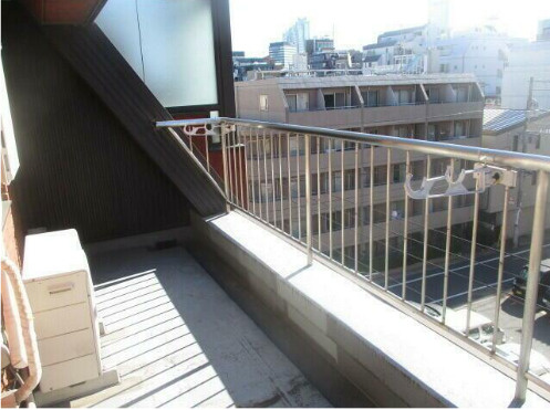 中野区弥生町２丁目の賃貸マンションのバルコニー